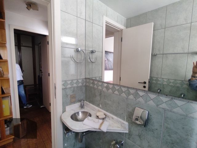 Apartamento à venda com 2 quartos, 69m² - Foto 12