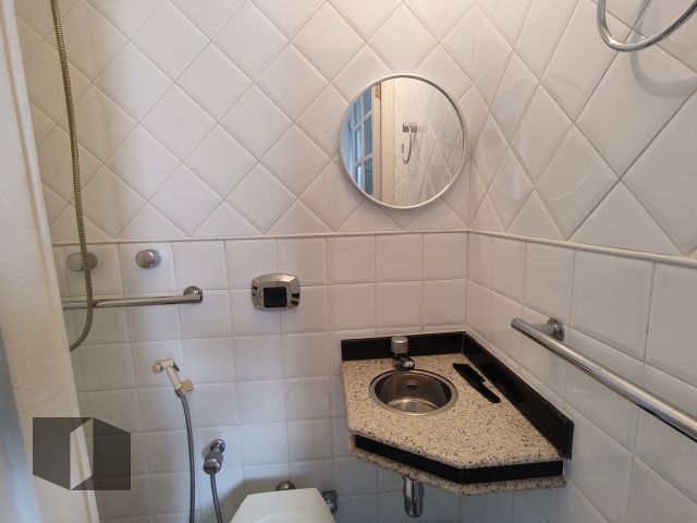 Apartamento à venda com 2 quartos, 69m² - Foto 29