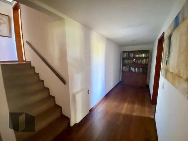 Casa à venda com 8 quartos, 709m² - Foto 36