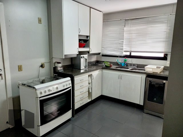 Apartamento à venda com 4 quartos, 171m² - Foto 27