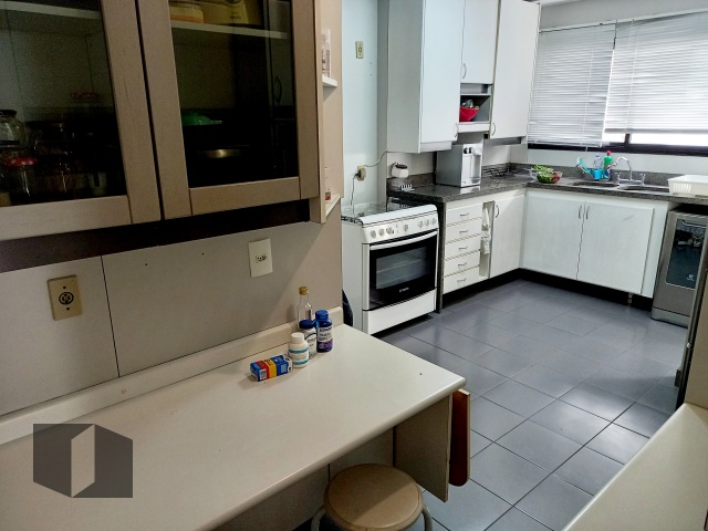 Apartamento à venda com 4 quartos, 171m² - Foto 28