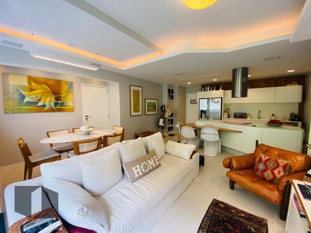 Apartamento à venda com 2 quartos, 84m² - Foto 1
