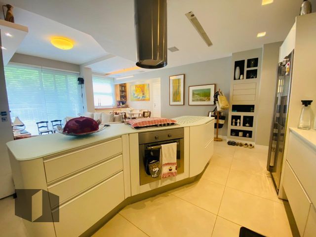 Apartamento à venda com 2 quartos, 84m² - Foto 6
