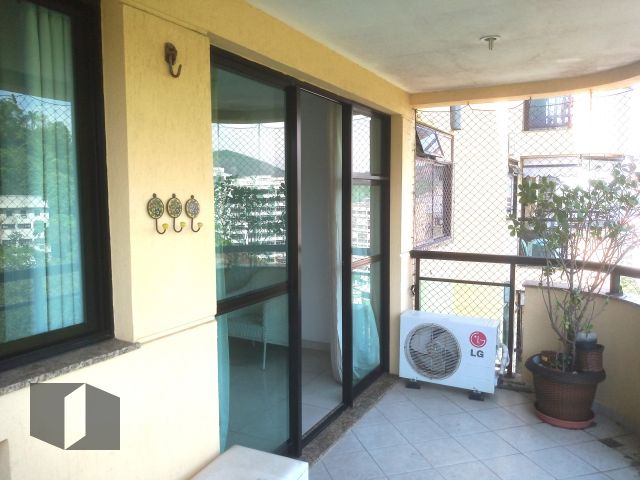 Apartamento à venda com 2 quartos, 76m² - Foto 12