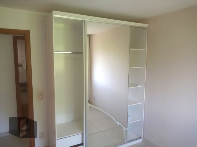 Apartamento à venda com 2 quartos, 76m² - Foto 23