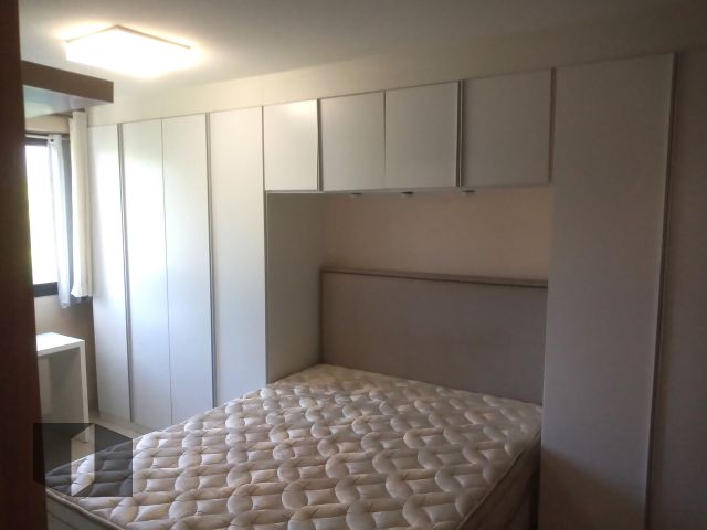 Apartamento à venda com 2 quartos, 76m² - Foto 16