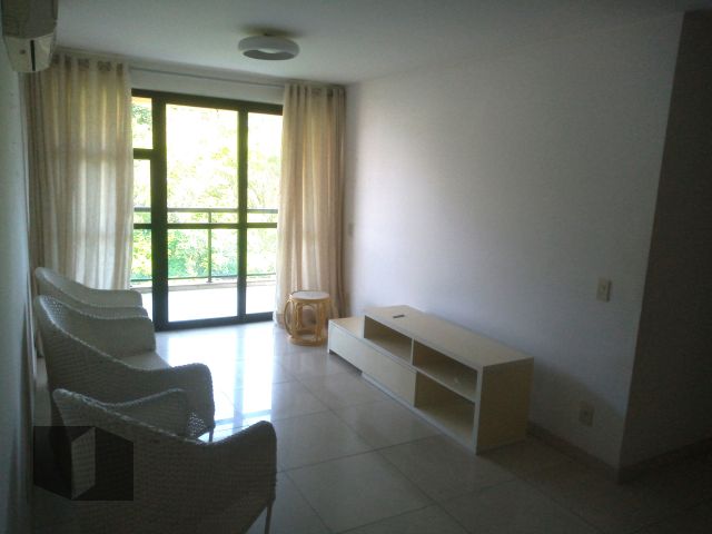 Apartamento à venda com 2 quartos, 76m² - Foto 7