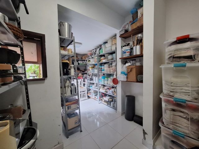 Casa à venda com 4 quartos, 300m² - Foto 43