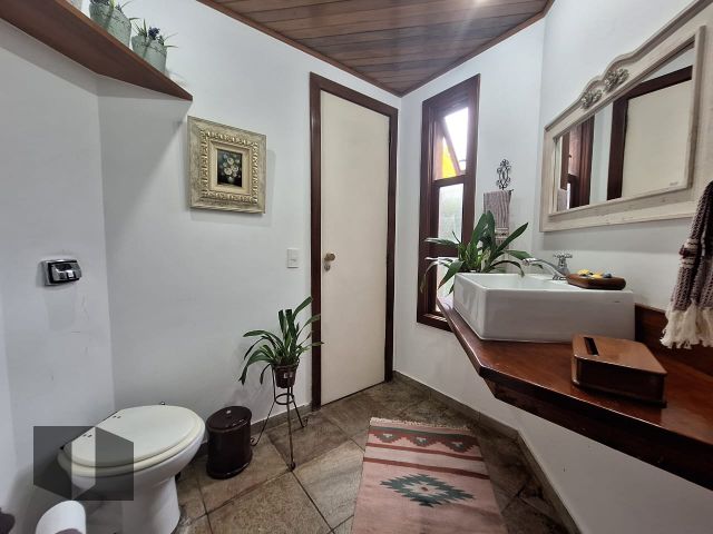 Casa à venda com 4 quartos, 300m² - Foto 20