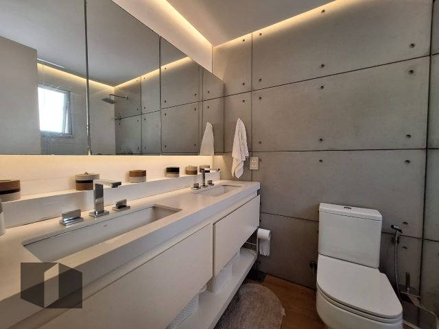 Casa à venda com 4 quartos, 226m² - Foto 22