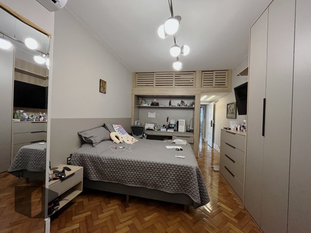 Apartamento à venda com 3 quartos, 200m² - Foto 14