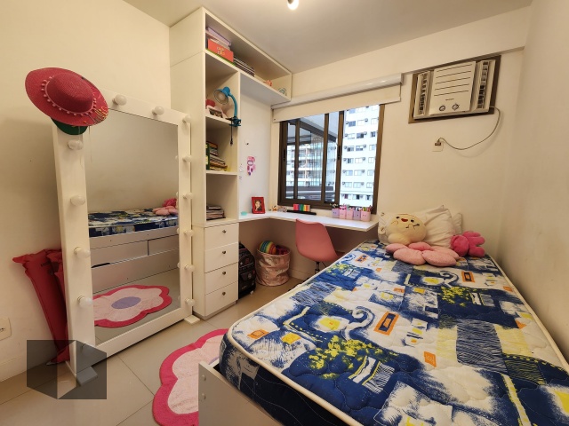 Apartamento à venda com 3 quartos, 82m² - Foto 10