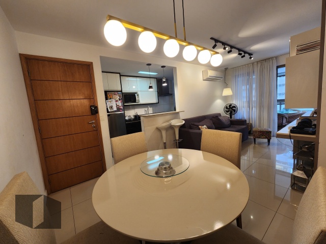 Apartamento à venda com 3 quartos, 82m² - Foto 3