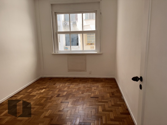 Apartamento à venda com 3 quartos, 151m² - Foto 11