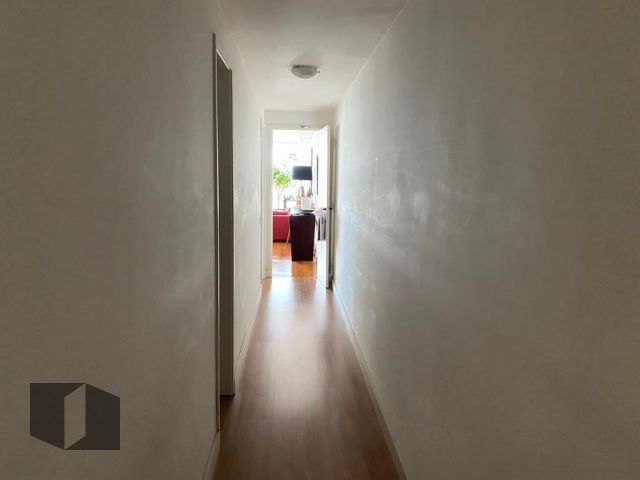 Apartamento à venda com 3 quartos, 206m² - Foto 10