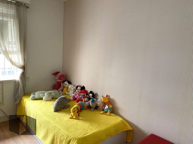 Apartamento à venda com 3 quartos, 206m² - Foto 16