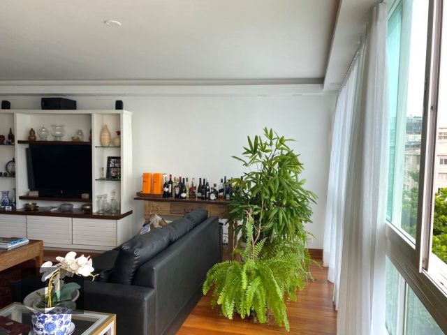 Apartamento à venda com 3 quartos, 206m² - Foto 8