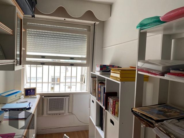 Apartamento à venda com 3 quartos, 206m² - Foto 20