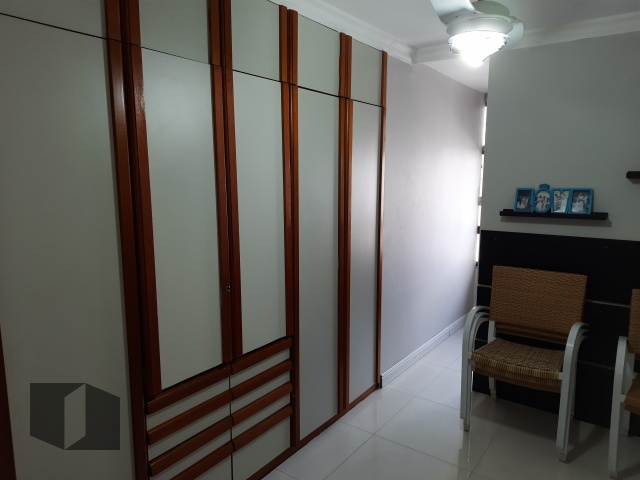 Apartamento à venda com 4 quartos, 182m² - Foto 17