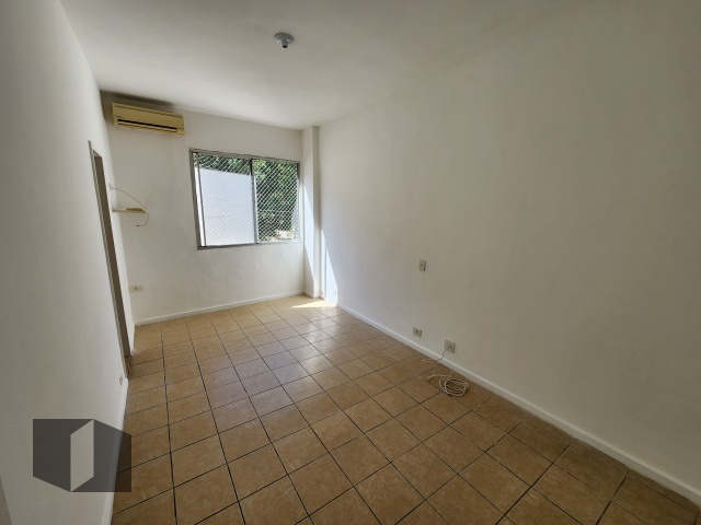 Apartamento à venda com 2 quartos, 80m² - Foto 7