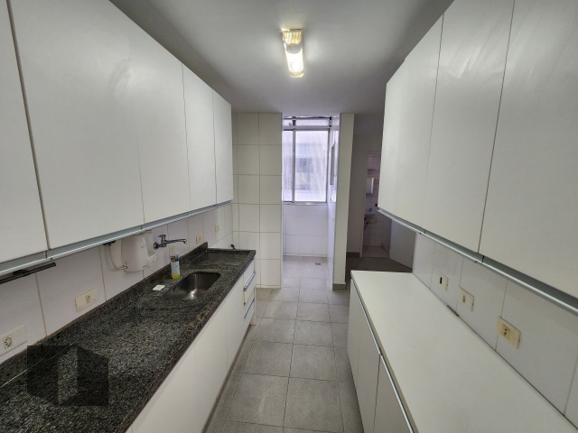 Apartamento à venda com 2 quartos, 80m² - Foto 18