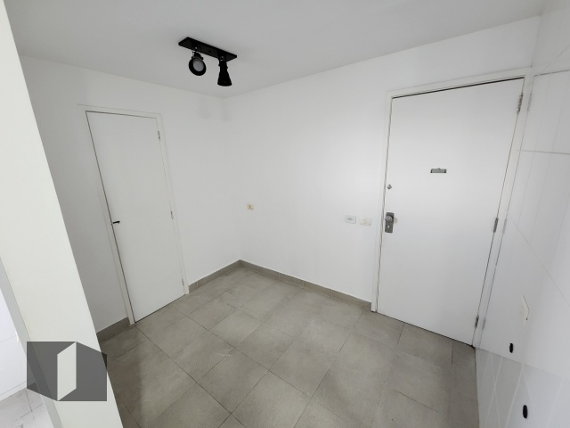 Apartamento à venda com 2 quartos, 80m² - Foto 19