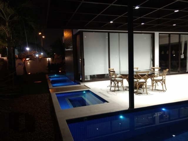 Casa de Condomínio à venda com 5 quartos, 394m² - Foto 18