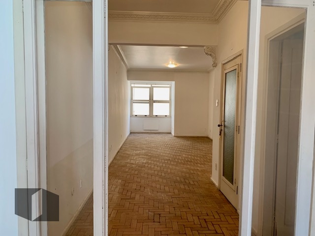 Apartamento à venda com 4 quartos, 142m² - Foto 7