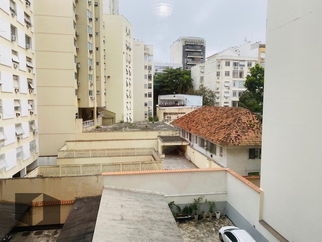 Apartamento à venda com 3 quartos, 283m² - Foto 11