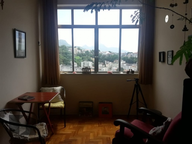 Apartamento à venda com 3 quartos, 113m² - Foto 4