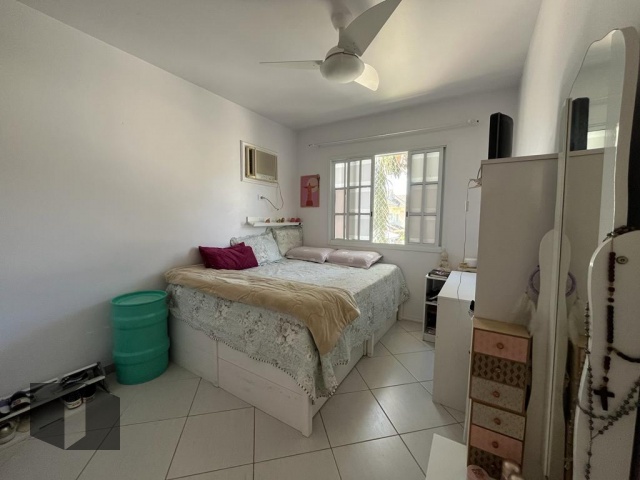 Casa à venda com 4 quartos, 173m² - Foto 13