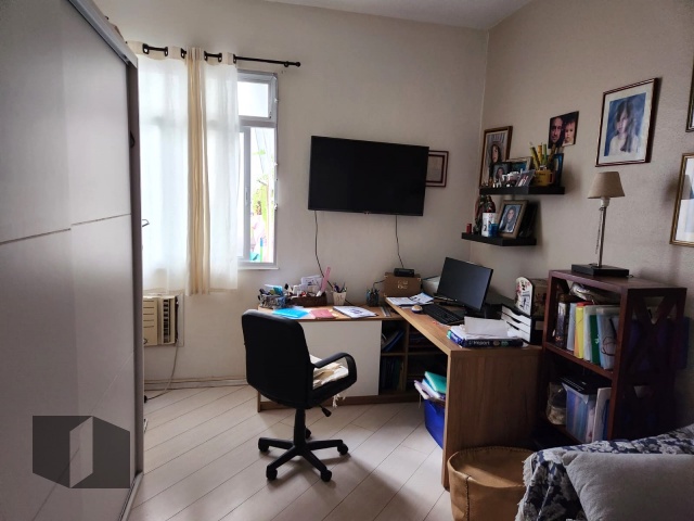 Apartamento à venda com 4 quartos, 237m² - Foto 13