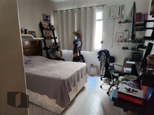 Apartamento à venda com 4 quartos, 237m² - Foto 15