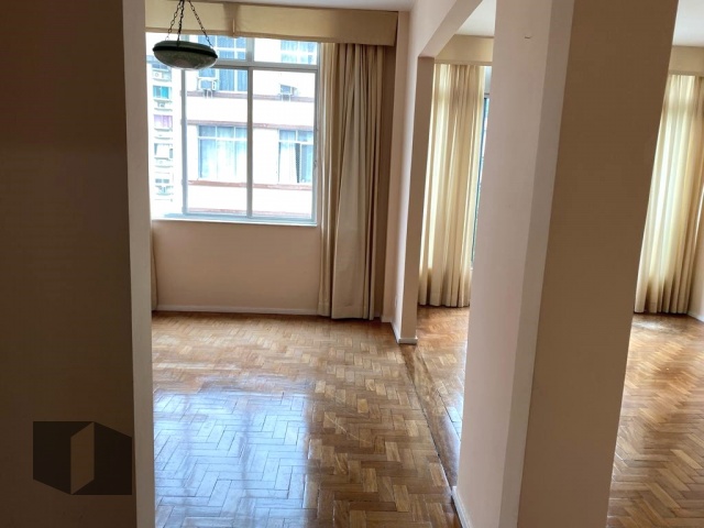 Apartamento à venda com 3 quartos, 113m² - Foto 3