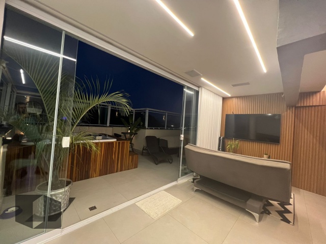 Cobertura à venda com 3 quartos, 172m² - Foto 2