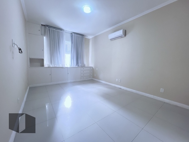 Apartamento à venda com 4 quartos, 283m² - Foto 19