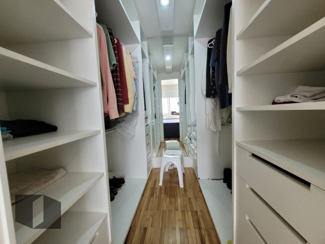 Apartamento à venda com 3 quartos, 115m² - Foto 9