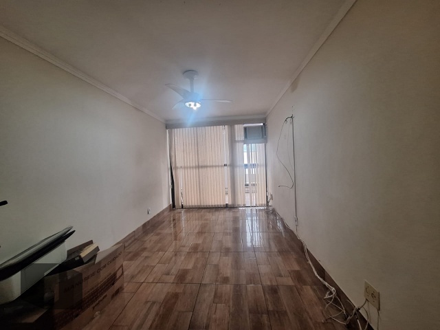 Apartamento à venda com 3 quartos, 92m² - Foto 11