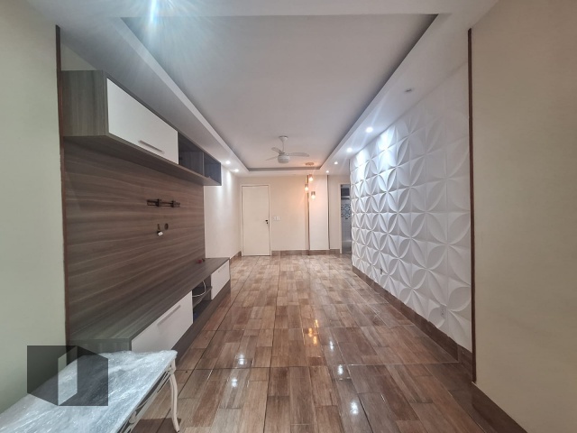 Apartamento à venda com 3 quartos, 92m² - Foto 1