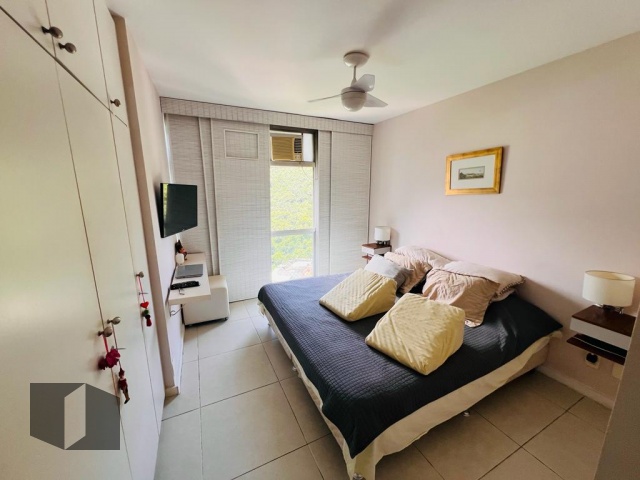 Apartamento à venda com 4 quartos, 166m² - Foto 11