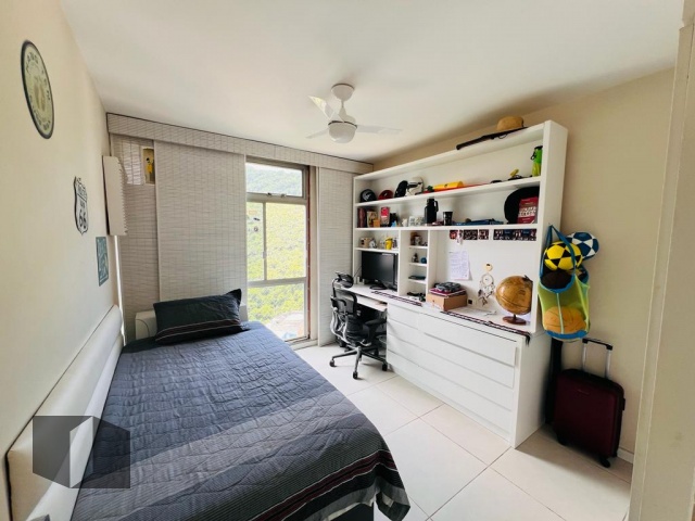 Apartamento à venda com 4 quartos, 166m² - Foto 13