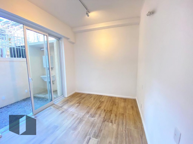 Apartamento à venda com 1 quarto, 60m² - Foto 4