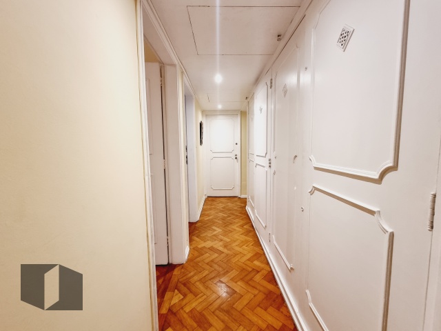 Apartamento à venda com 4 quartos, 210m² - Foto 11