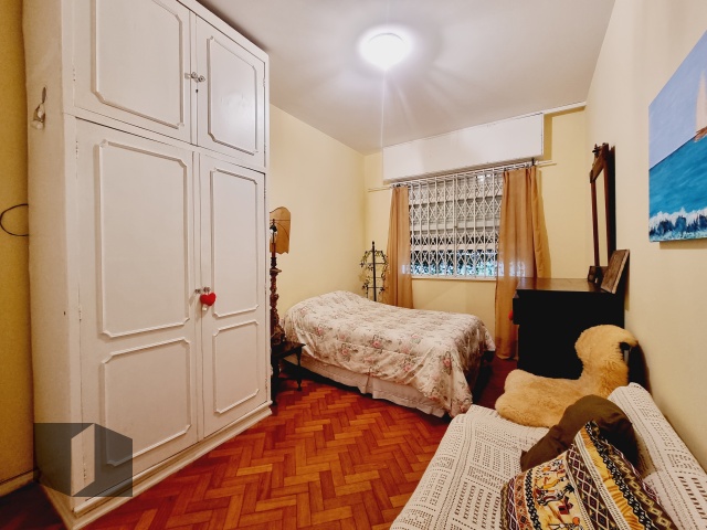 Apartamento à venda com 4 quartos, 210m² - Foto 12