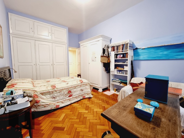 Apartamento à venda com 4 quartos, 210m² - Foto 17