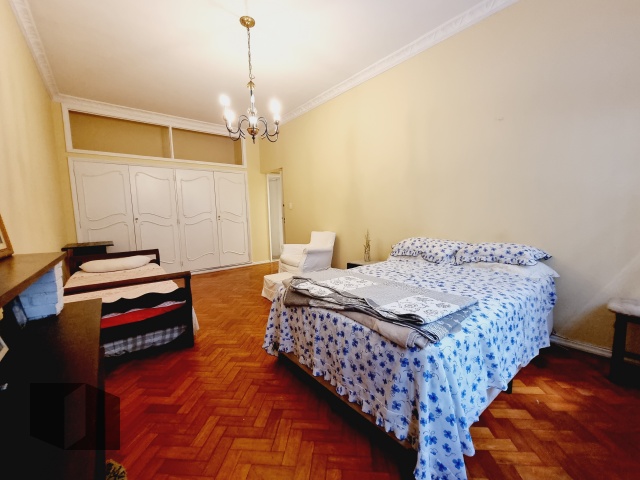 Apartamento à venda com 4 quartos, 210m² - Foto 22