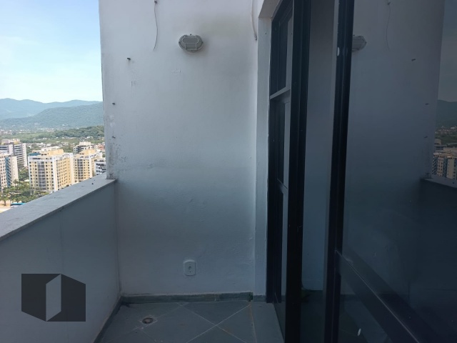 Apartamento à venda com 2 quartos, 73m² - Foto 3