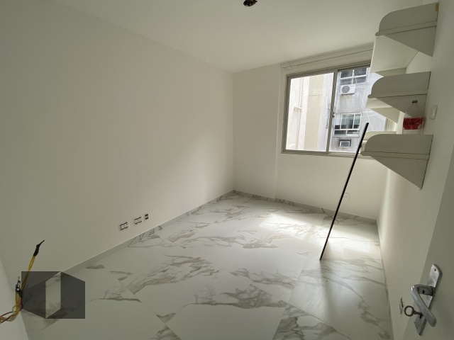 Apartamento à venda com 3 quartos, 124m² - Foto 13