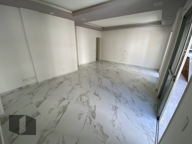 Apartamento à venda com 3 quartos, 124m² - Foto 4