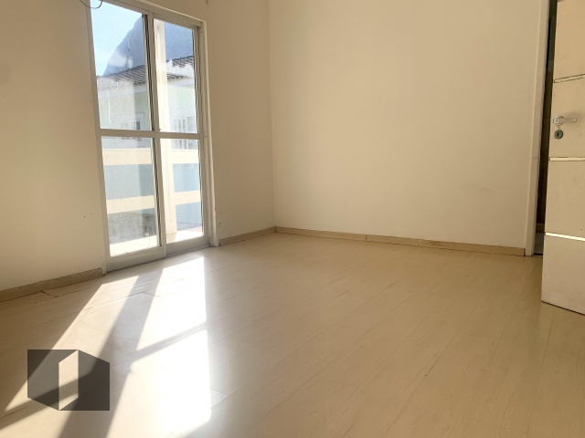 Casa à venda com 3 quartos, 197m² - Foto 13